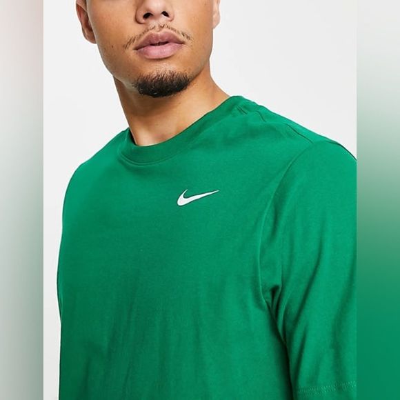 NWT Nike Dri-Fit Crewneck Green Sweat-Wicking Odor Resistant Athletic Top Sz S - Picture 5 of 8
